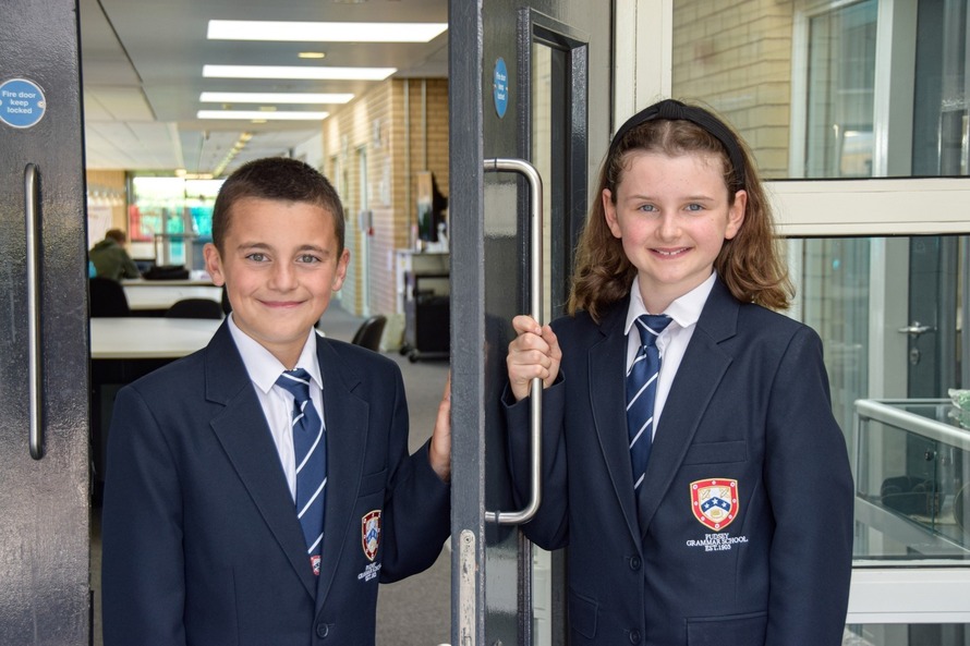 Pudsey Grangefield School Profile (2023)