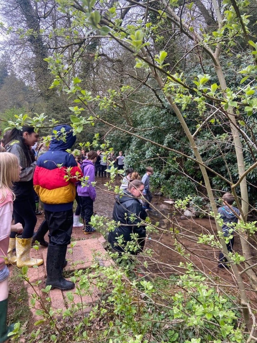 Stanbridge Primary School Profile (2023)