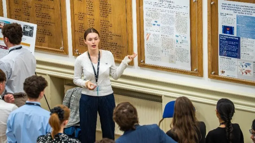 King Edward VI School