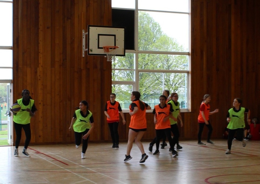 Ashfield Comprehensive School Profile (2023)