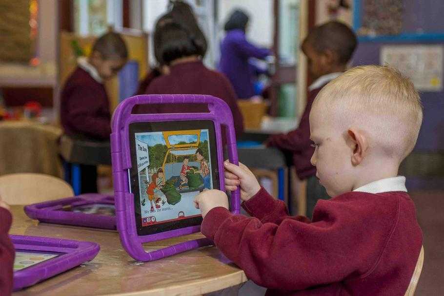 Lever Edge Primary Academy Profile (2024)