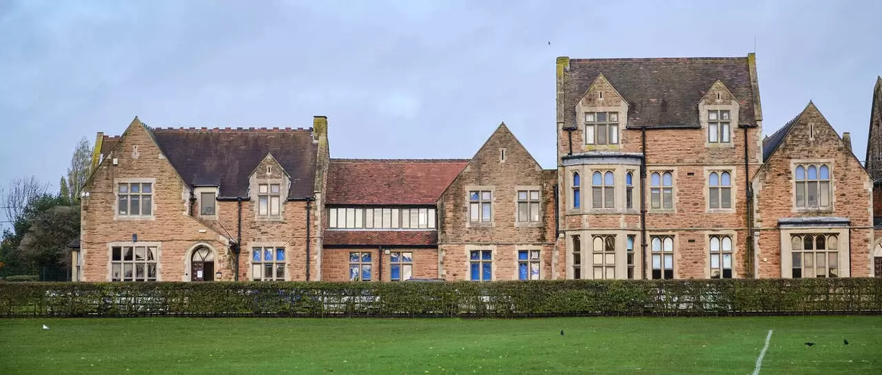 Queen Elizabeth's Academy