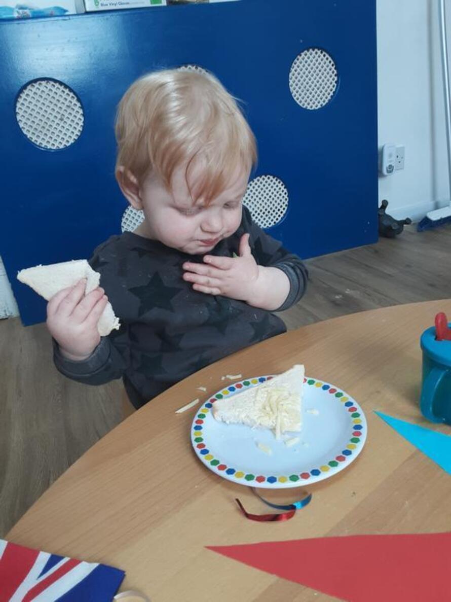 Banana Moon Day Nursery Davyhulme Profile (2023)