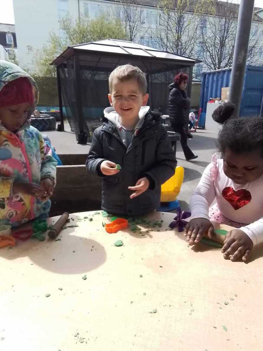 Little Stars Nursery Stonehouse Profile (2023)